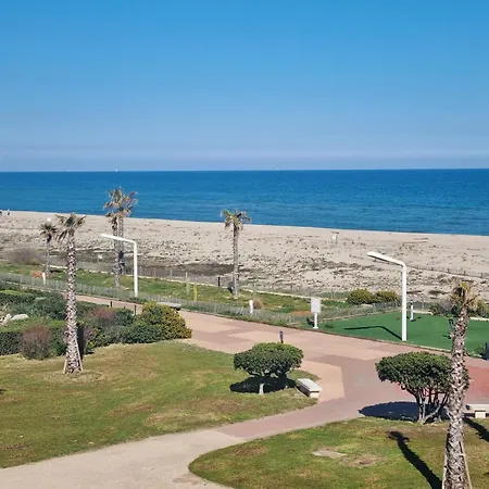 Appartamento Front De Mer, Wifi, Très Joli Et Moderne Appt 1 Chambre, 4 Couchages, Palm *
